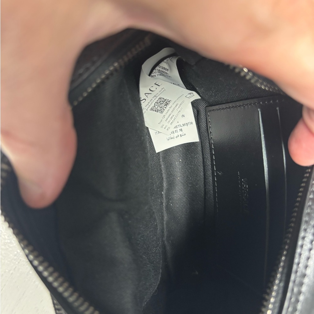 Versace camera bag - Picture 3 of 8